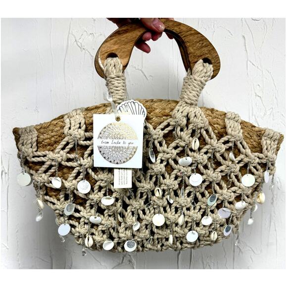 NWT Boho Macrame Tote Bag Seashell Jute Straw Purse Coastal Beach Festival - Picture 1 of 6